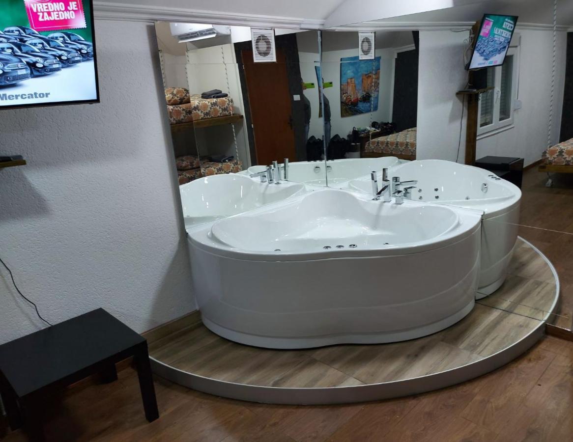Mistik Secret Apartments ยาโกดินา ภายนอก รูปภาพ